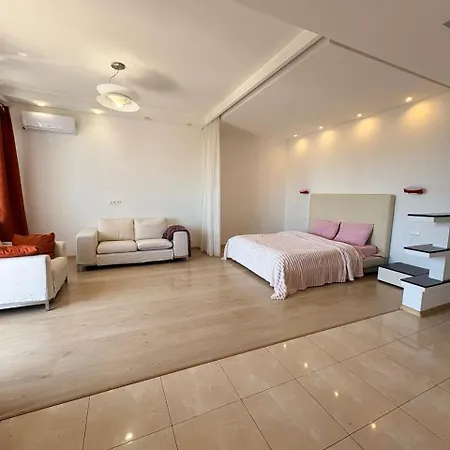 Apartment -канатна 11 Odesa